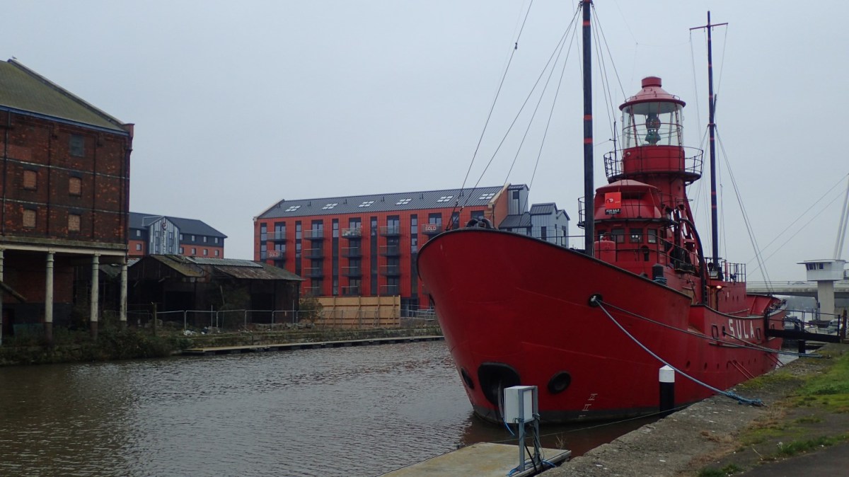 Gloucester to Quedgeley on the&nbsp;Towpath