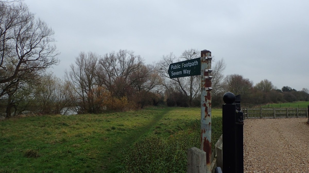 Severn Way: Gloucester